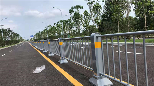 道路護(hù)欄